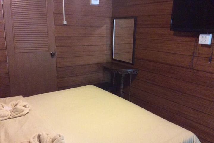 Room 13 of 57