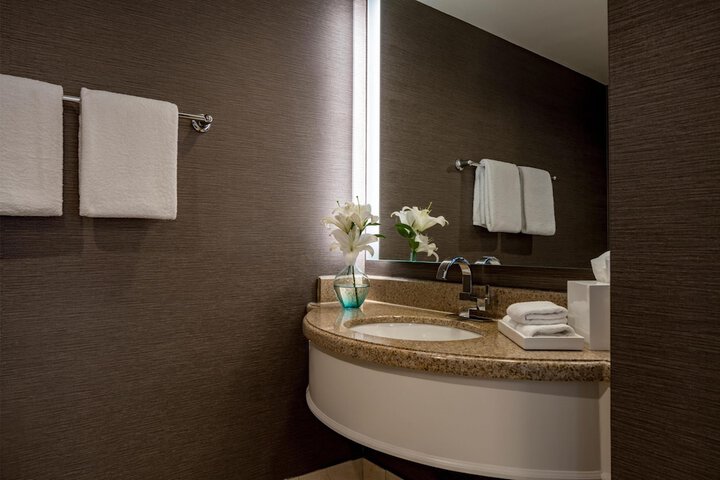 Room 42 of 125
