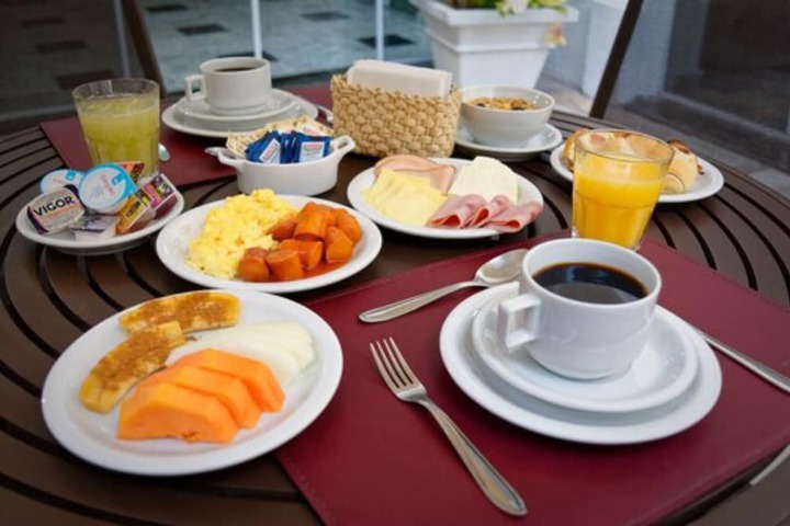 Breakfast/Coffee Service 63 of 74