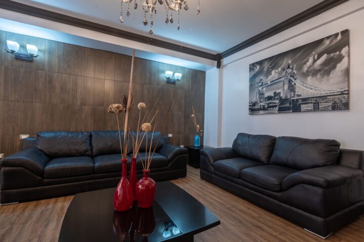 Room 18 of 44