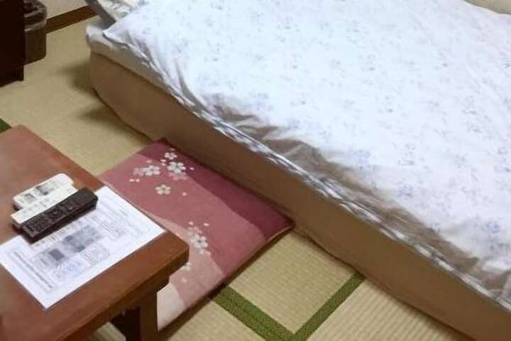 Room 12 of 54