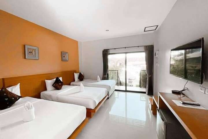 Room 18 of 92