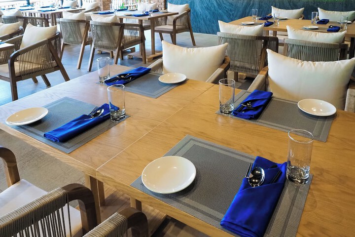 Dining 53 of 74