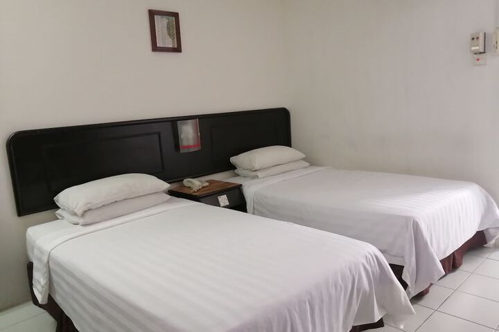 Room 7 of 22