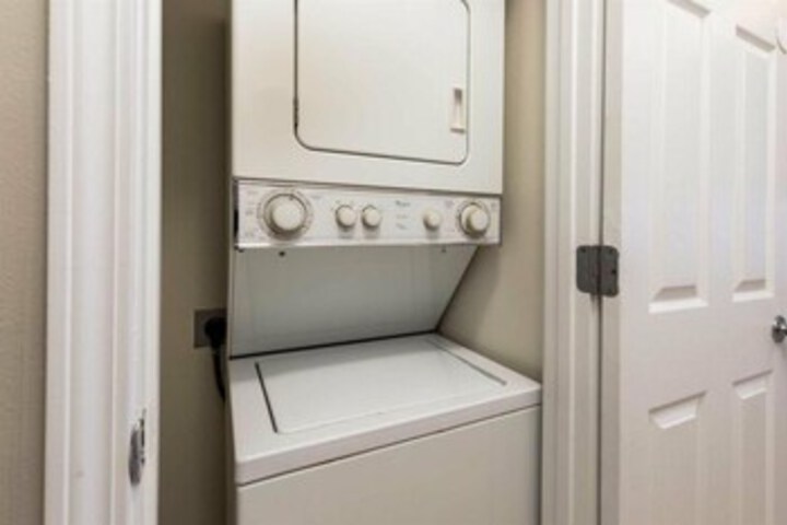 Laundry 75 of 169