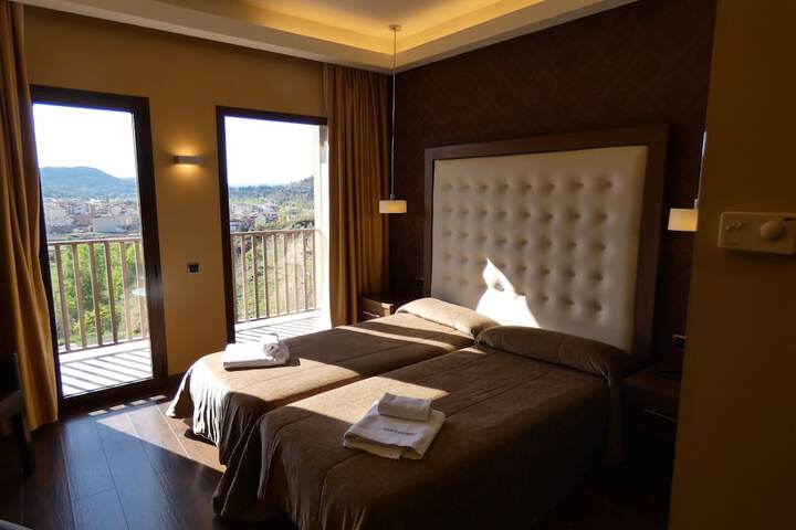 Room 15 of 44