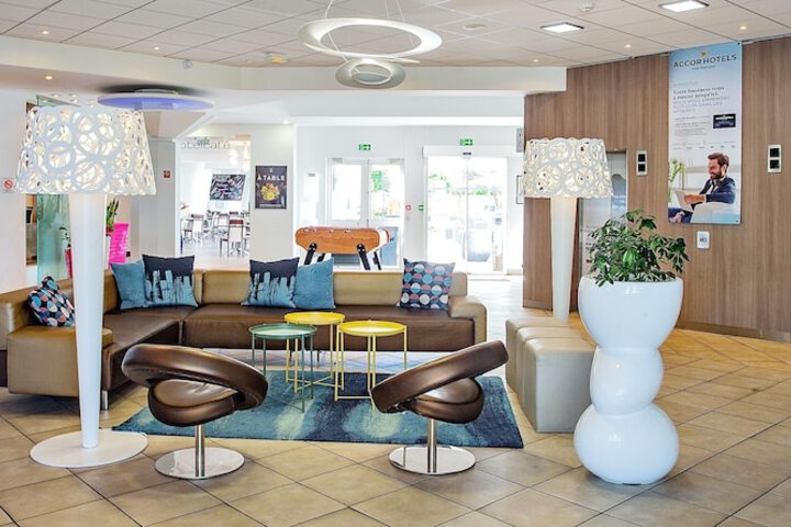 Lobby Entry
