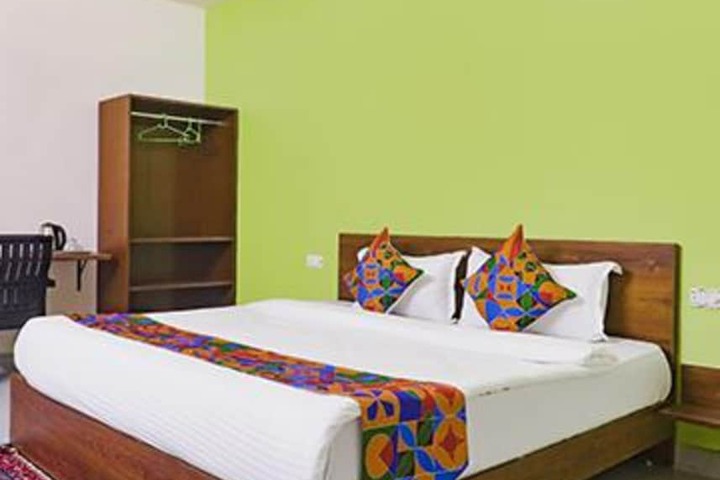 Fabhotel Stone Gallery