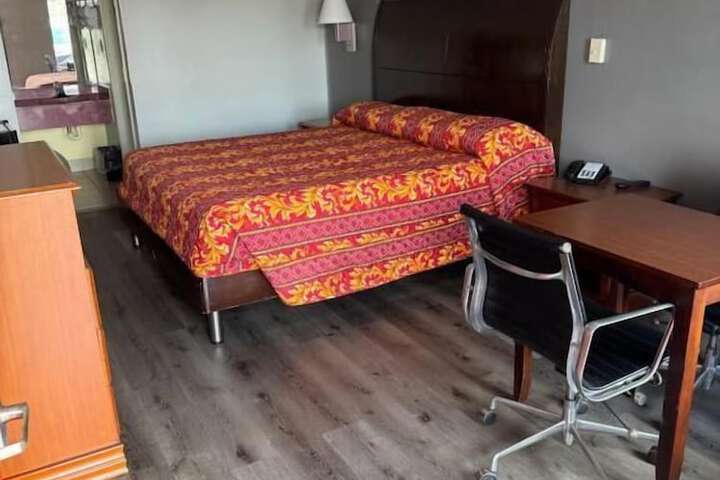 Image of Regency Inn