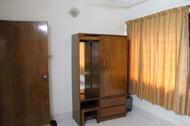 Room 35 of 67