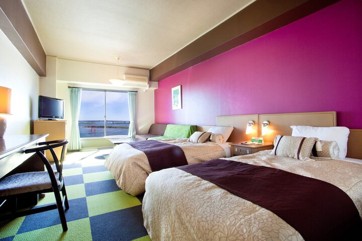 Room 4 of 31