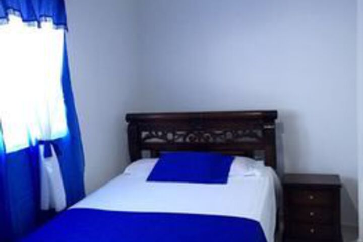 Room 10 of 35