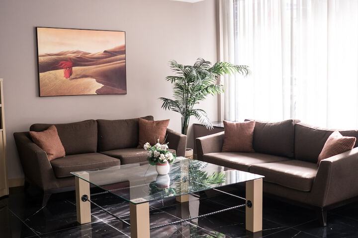 Entrance & Lobby