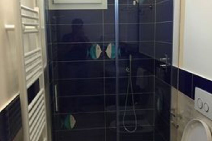Room 12 of 67