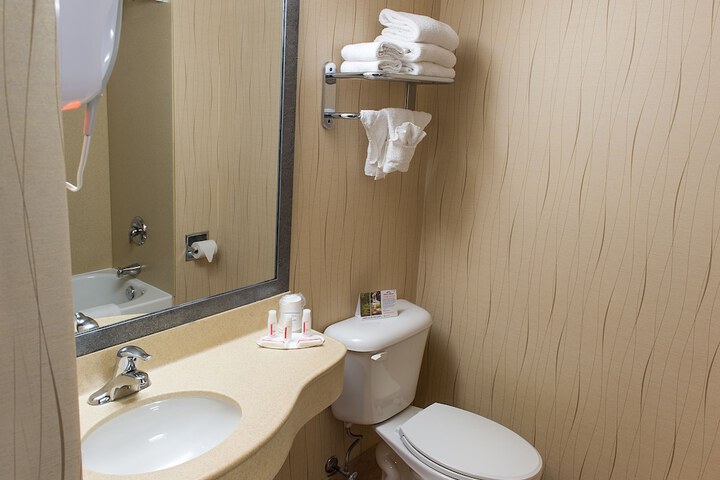 Clean Restrooms