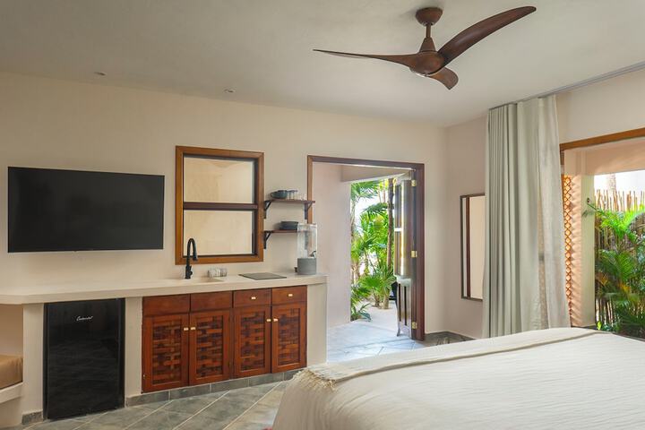 Room 20 of 81