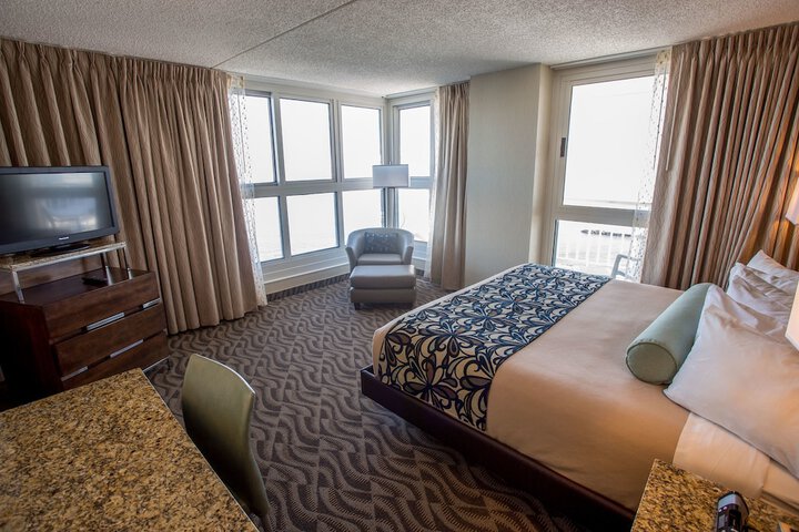 Room 6 of 26