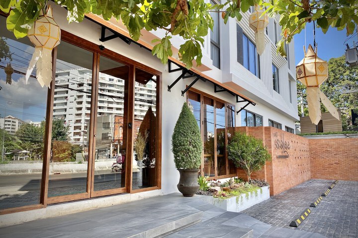Hotel 62 of 69