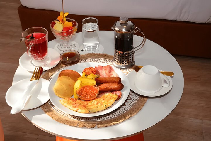Breakfast/Coffee Service 6 of 9