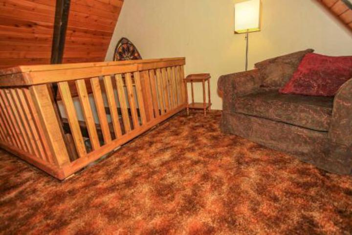 1711 Little Bear Cubs Lodge in Big Bear Lake, CA