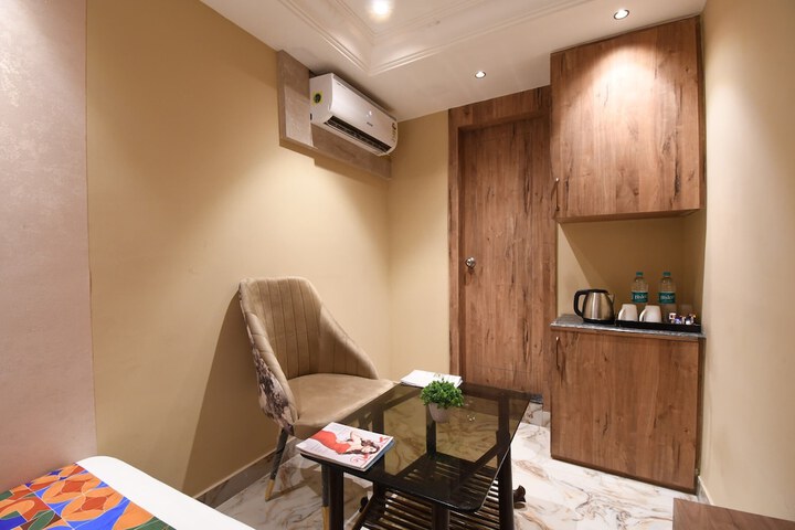 Room 16 of 20