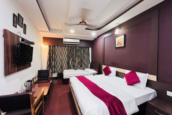 Room 14 of 24