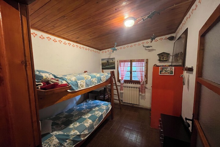 Room 6 of 22