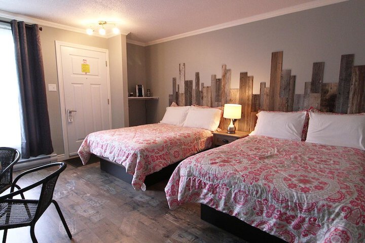 Room 9 of 61