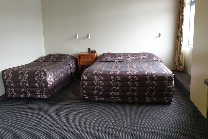 Room 14 of 30