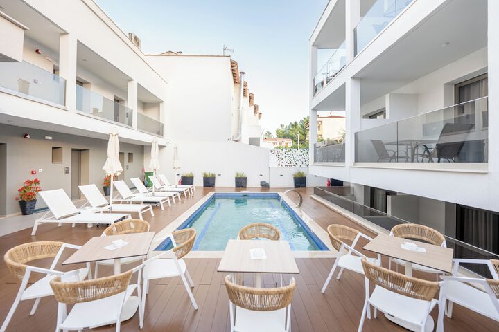 Hotel 57 of 67