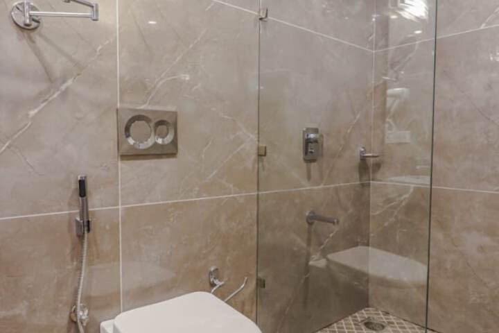 Room 15 of 20