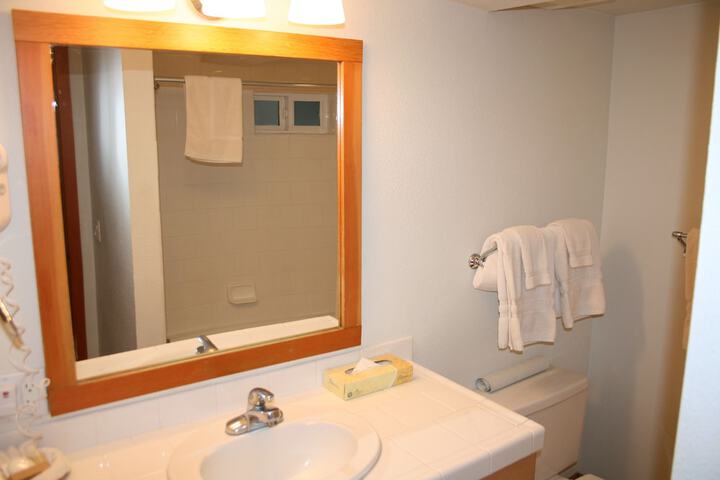 Room 187 of 231