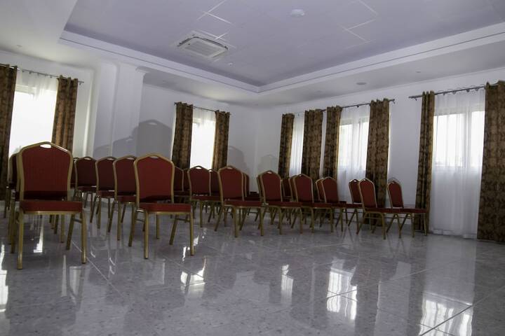 Business Center 167 of 230