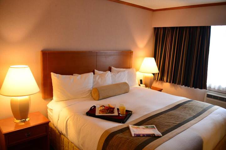 Room 9 of 40
