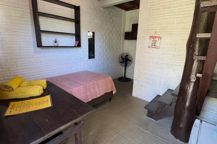 Room 9 of 48