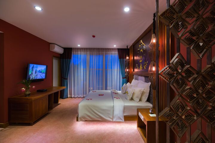 Room 14 of 111