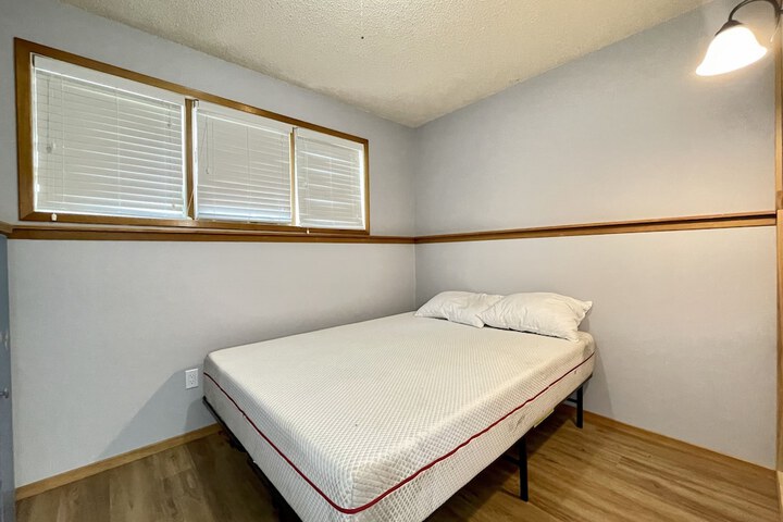 Room 13 of 139