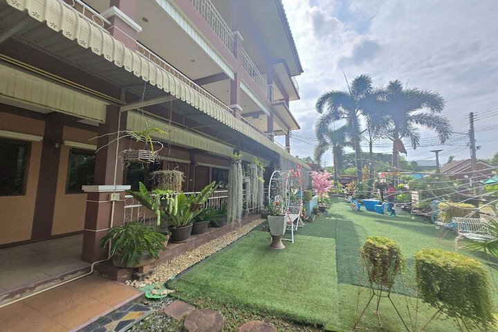 Hotel 44 of 59