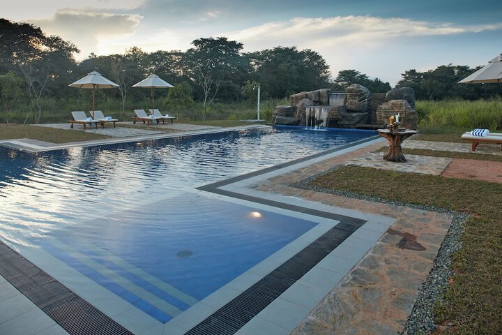 Pool 29 of 76