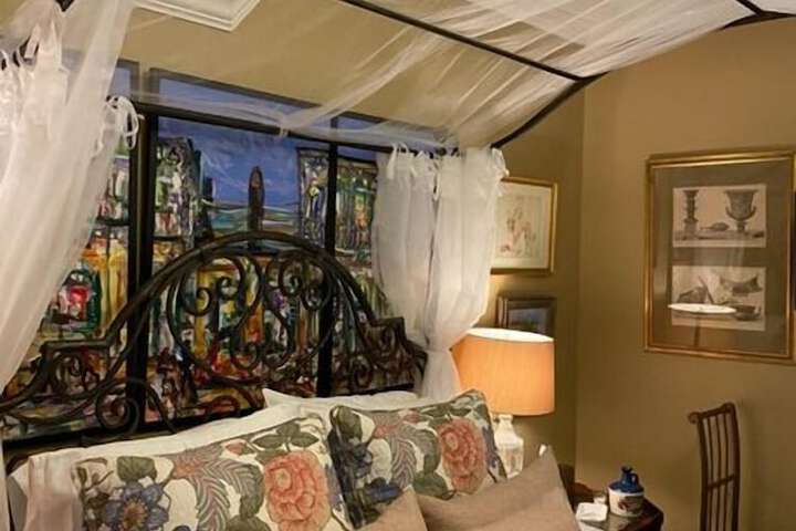 Room 26 of 48