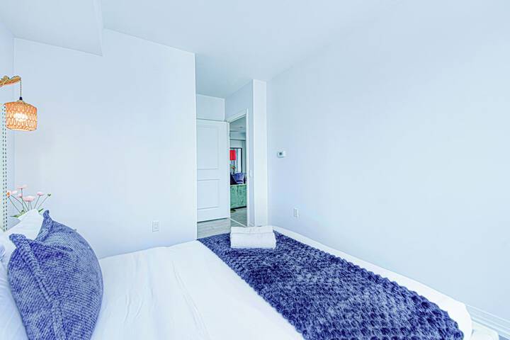 Room 384 of 652