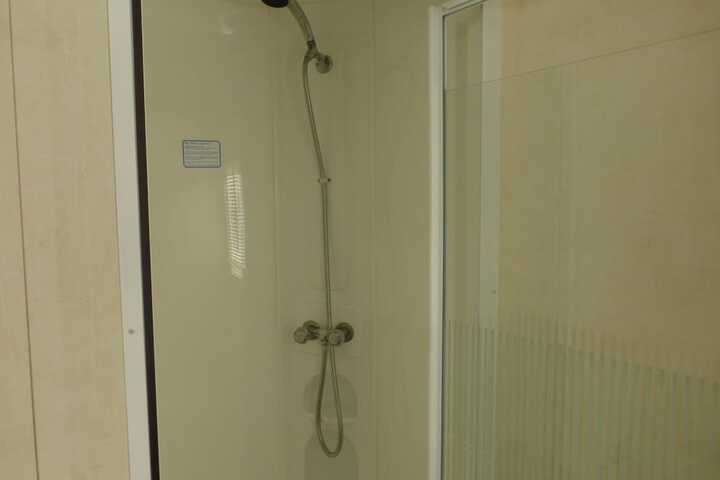 Room 21 of 43