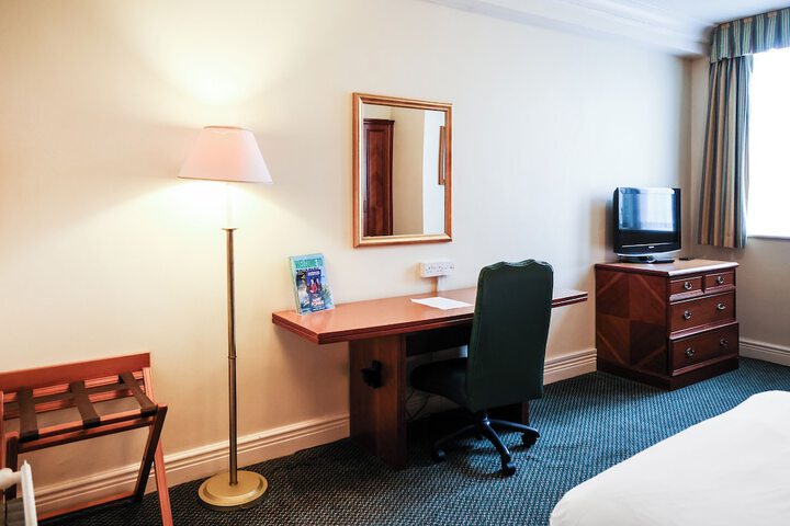 Room 40 of 75