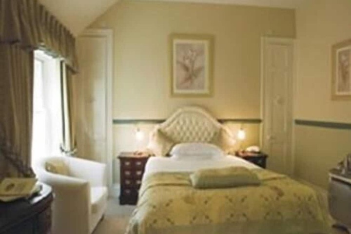 Room 4 of 29