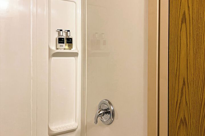 Room 29 of 74