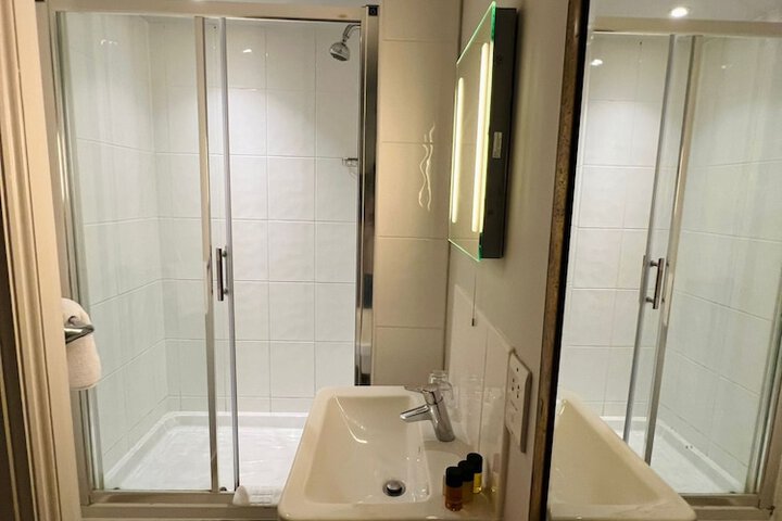 Clean Restrooms