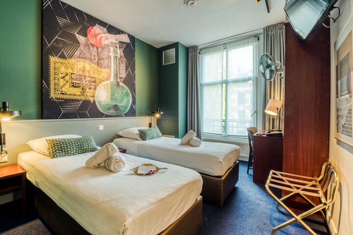 Room 14 of 59