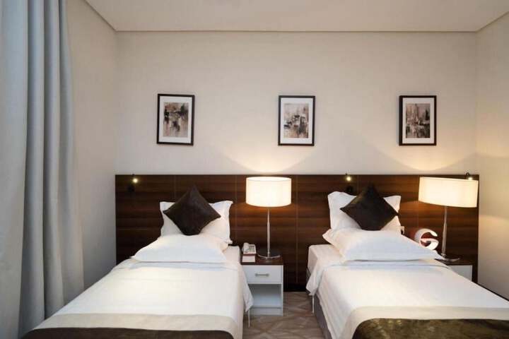 Room 15 of 52
