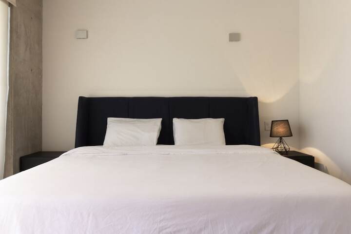 Room 30 of 148
