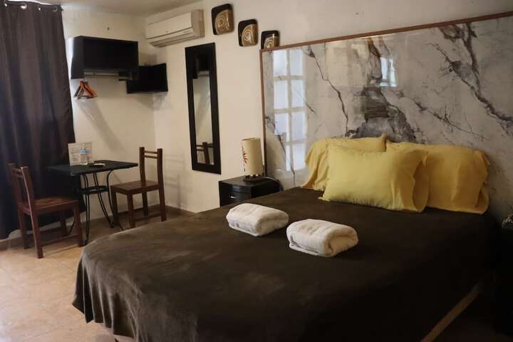 Room 9 of 26